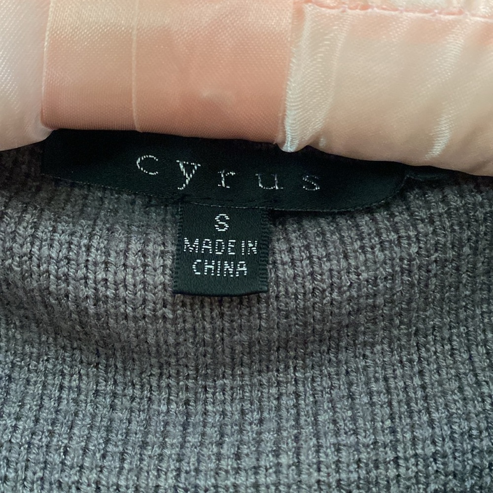 Grey Collared Button Down Sweater With Pockets Si… - image 4